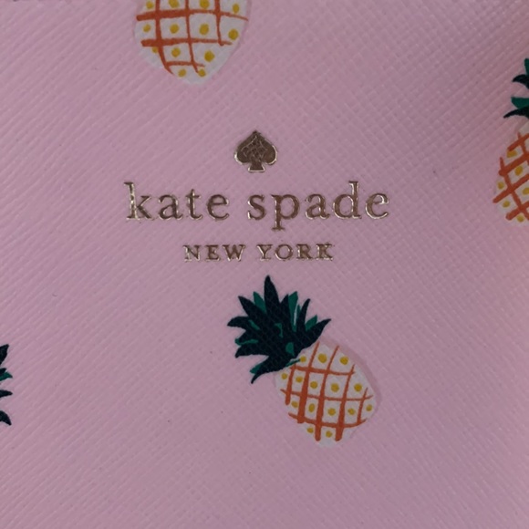 Nwt Kate spade Marlee pineapples printed tote bag - Picture 3 of 9
